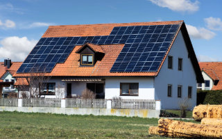 house-with-solar-collectors house-with-solar-collectors